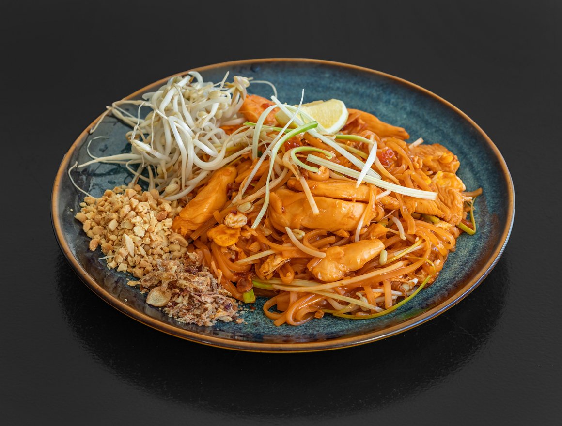 Pad Thai at Nôi Ferrymead